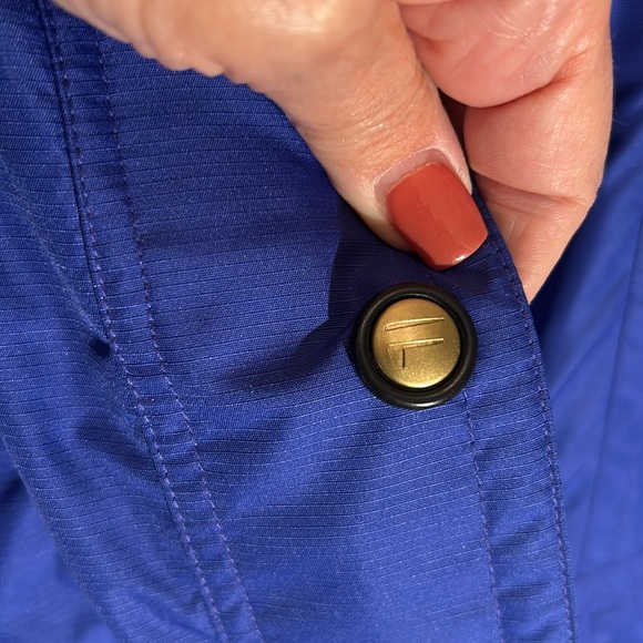 FILA brand ski SET. NWOT. Includes Jacket (10) and pants (8). Never worn! - Picture 8 of 16